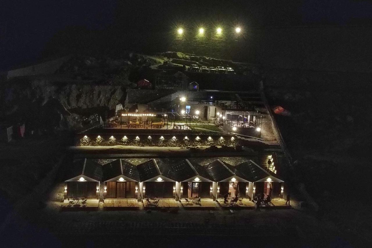 Horizon Resort Attabad Lake Hunza Karimabad  المظهر الخارجي الصورة