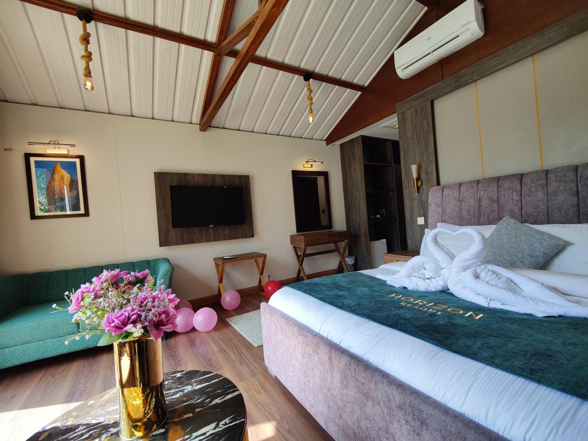 Horizon Resort Attabad Lake Hunza Karimabad  المظهر الخارجي الصورة